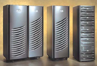 Предыдущая “флагманская” модель EMC DMX2000 была бестселлером компании на протяжении двух лет