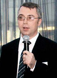 Константин Кива, продакт-менеджер по ноутбукам украинского представительства Samsung: “После проведенного обновления спектр предложений по ноутбукам от компании Samsung может удовлетворить запросы любого пользователя”