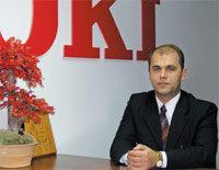 Тарас Чабановский: “Фразу “цена — это вопрос творческий” я довольно часто полушутя употребляю в повседневной работе, поскольку каждый продукт имеет свою цену, которая отвечает определенным важным для заказчика критериям и является конкурентной по сравнению с продуктами других вендоров