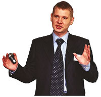  :        200 .  ,    ,    