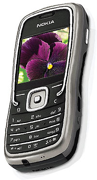 Nokia 5500 Sport выдерживает падение с трехметровой высоты