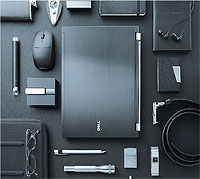 В дорожный набор современного путешественника Dell Latitude E6400 вписывается вполне органично