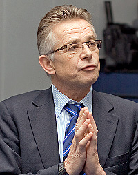 Клаус-Ульрих Каль: «Если в банке выйдет из строя дата-центр, потери за час будут стоить в среднем миллион долларов»