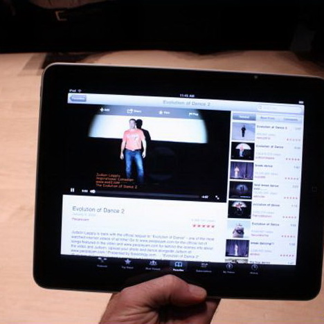   iPhone.    Apple iPhone    iPad     . iPad    .